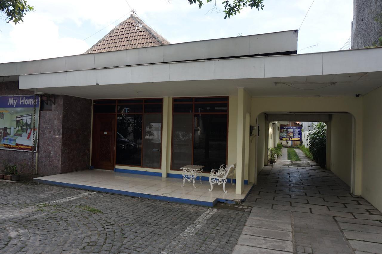 Manggo Home Sleman Kültér fotó
